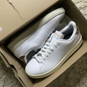 Advantage adidas Sz 8.5